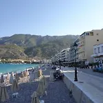 Sunset By The Sea 1 아파트
