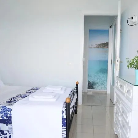 Sunset By The Sea 1 Λουτράκι