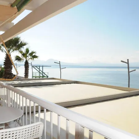 Sunset By The Sea 1 Λουτράκι